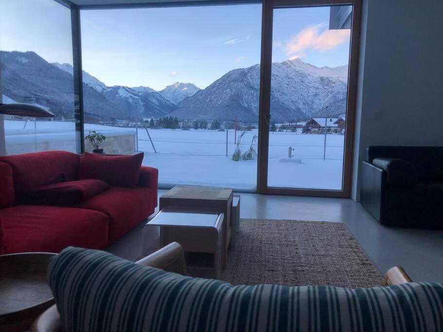 Urban Mountain Chalet With Lake View Maurach  Bagian luar foto