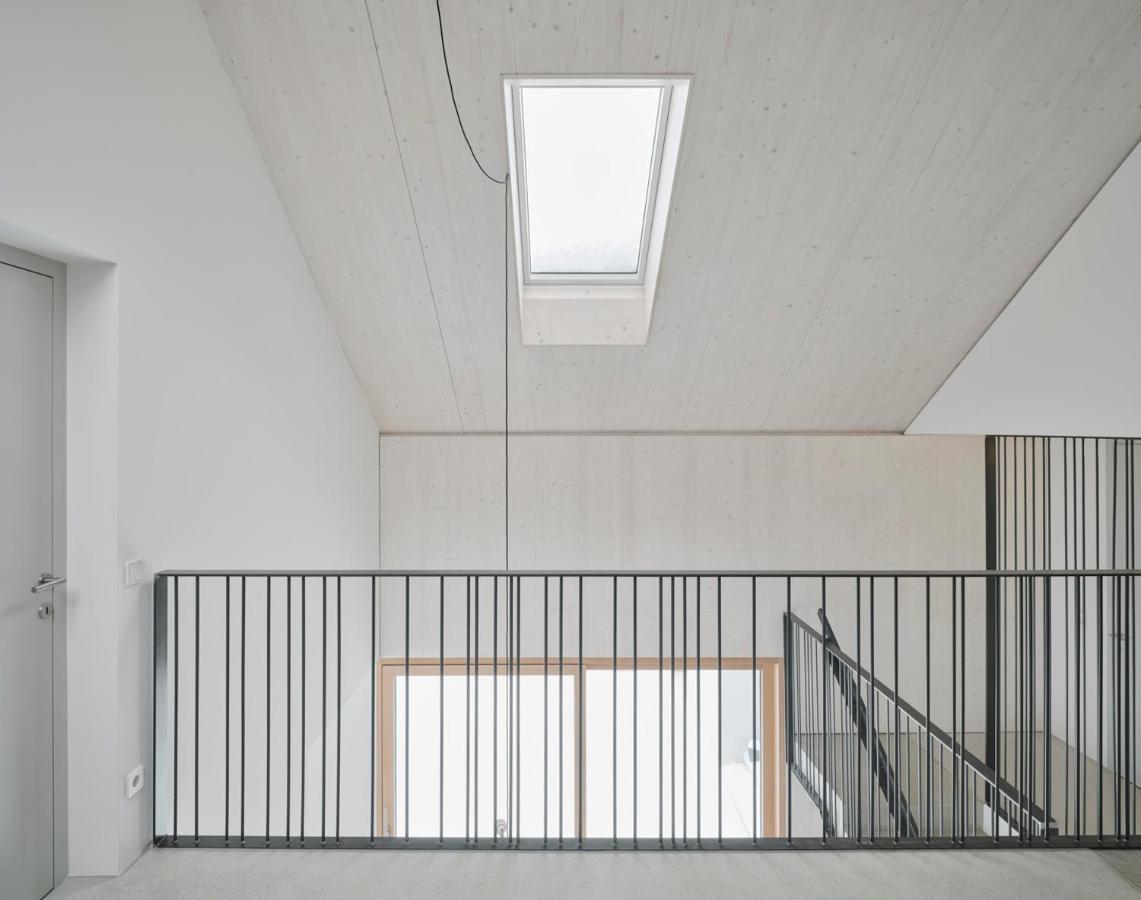 Urban Mountain Chalet With Lake View Maurach  Bagian luar foto