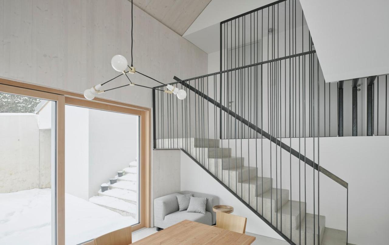 Urban Mountain Chalet With Lake View Maurach  Bagian luar foto