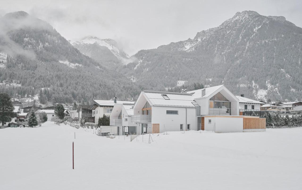 Urban Mountain Chalet With Lake View Maurach  Bagian luar foto