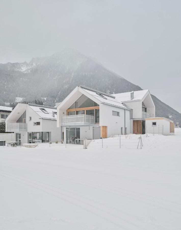 Urban Mountain Chalet With Lake View Maurach  Bagian luar foto
