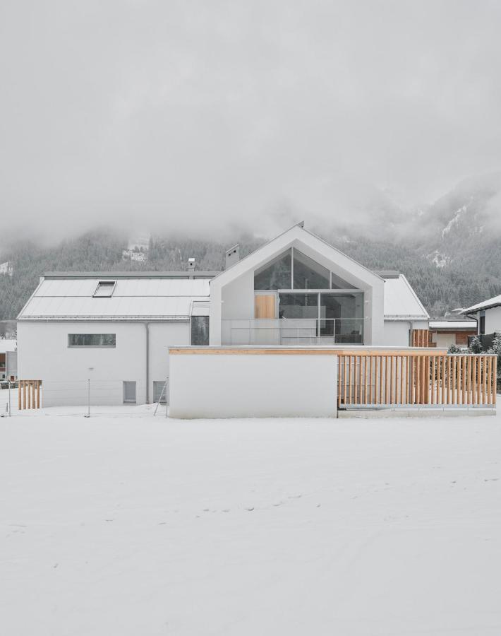 Urban Mountain Chalet With Lake View Maurach  Bagian luar foto