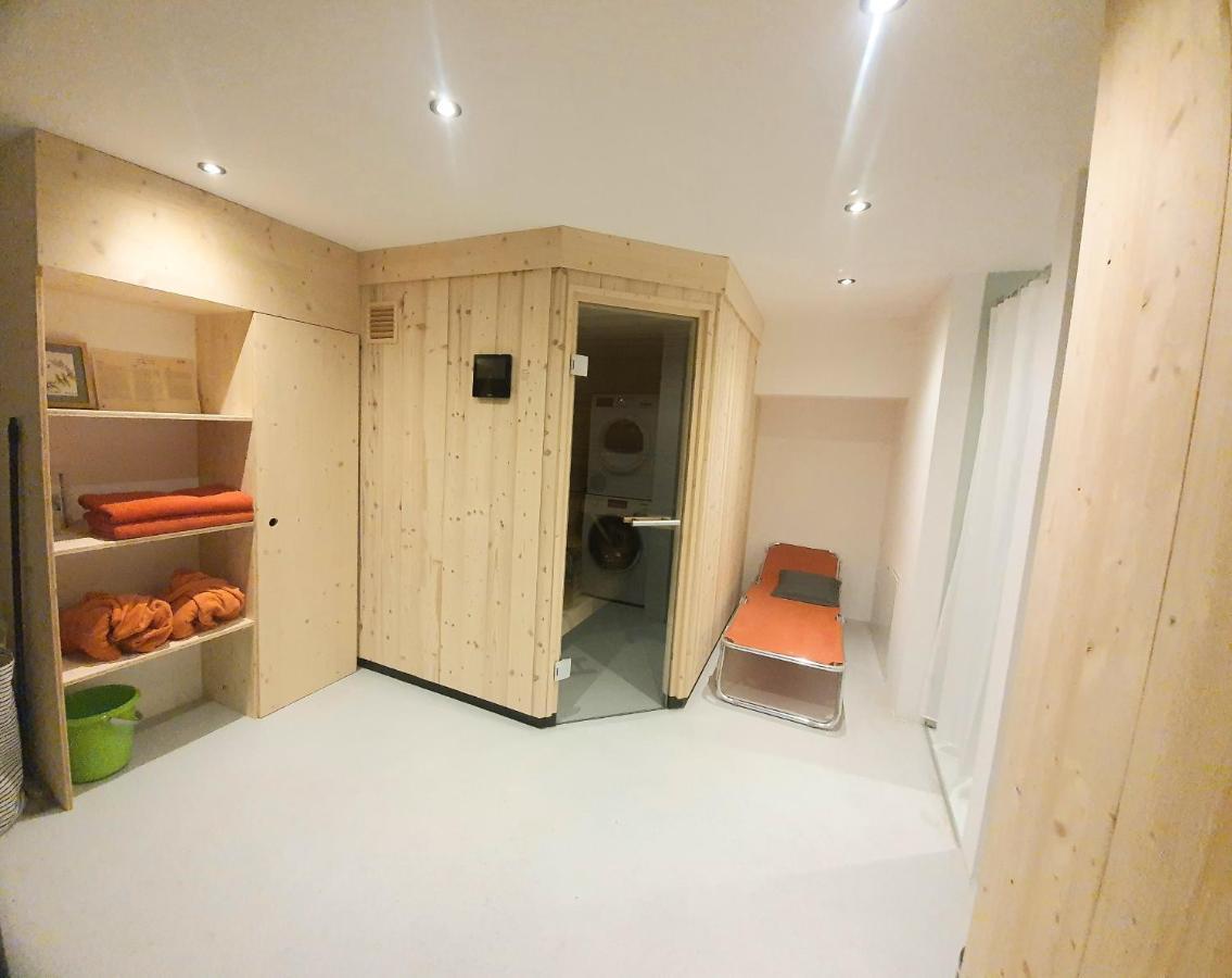 Urban Mountain Chalet With Lake View Maurach  Bagian luar foto