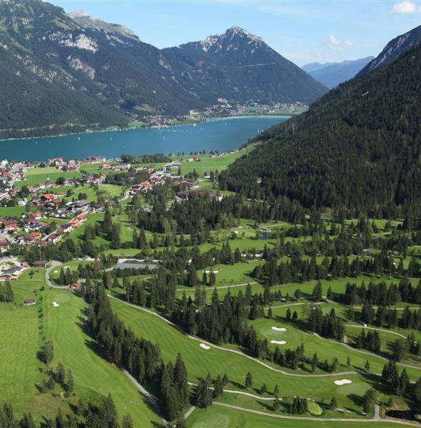 Urban Mountain Chalet With Lake View Maurach  Bagian luar foto
